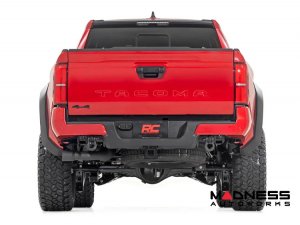 Toyota Tacoma Rear Shackle Kit - Rough Country